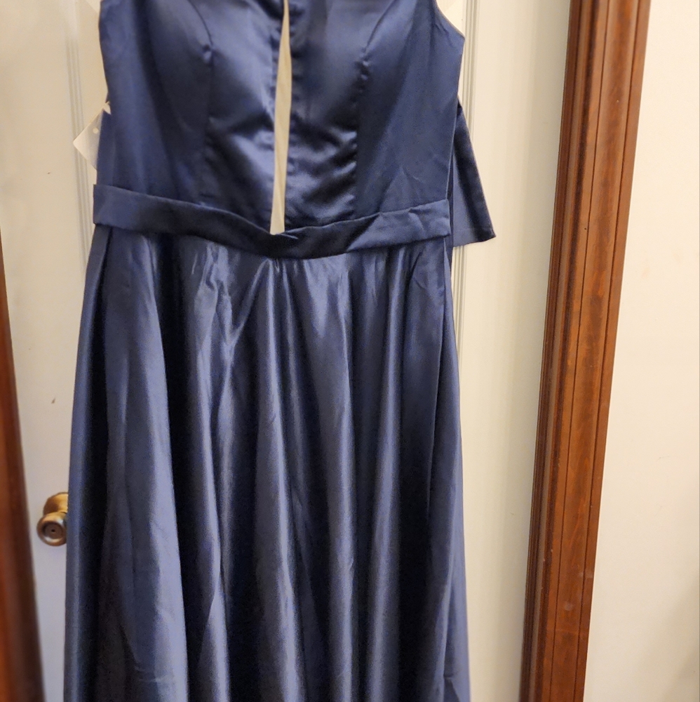Everything gown size 14